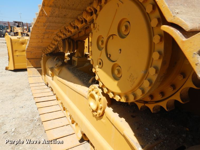 image for item DI2282 2004 Caterpillar D6N LGP dozer
