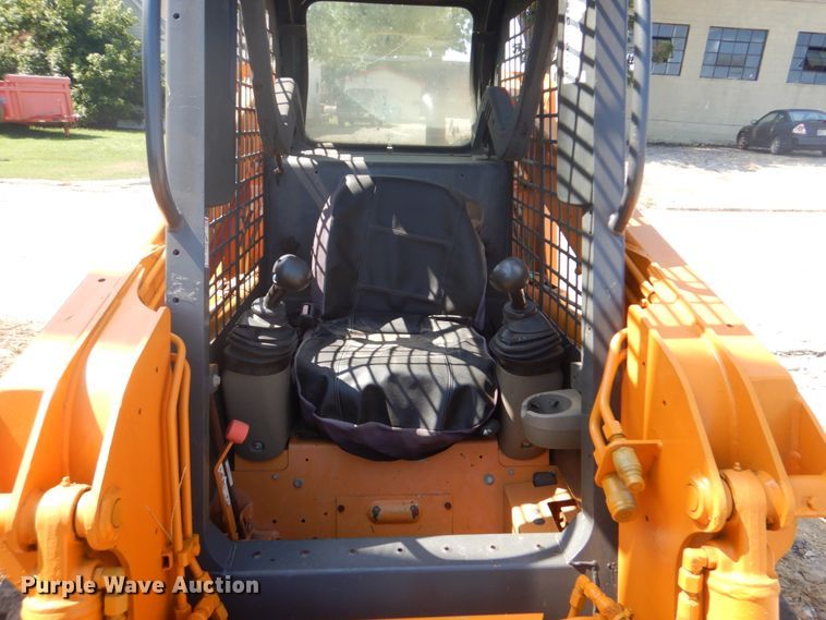 image for item DI2287 Case 420CT skid steer
