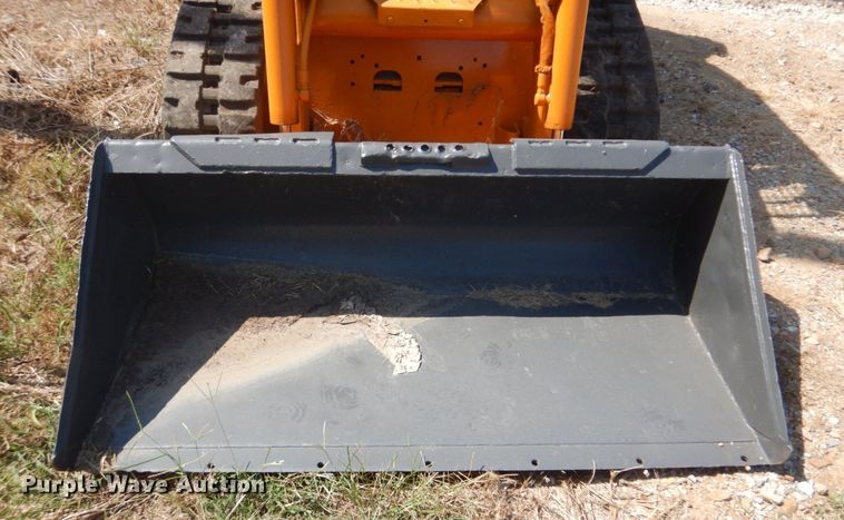 image for item DI2287 Case 420CT skid steer