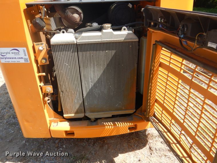 image for item DI2287 Case 420CT skid steer