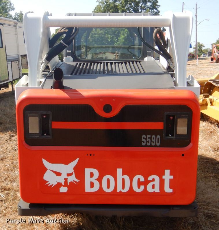 image for item DI2289 2014 Bobcat S590 skid steer