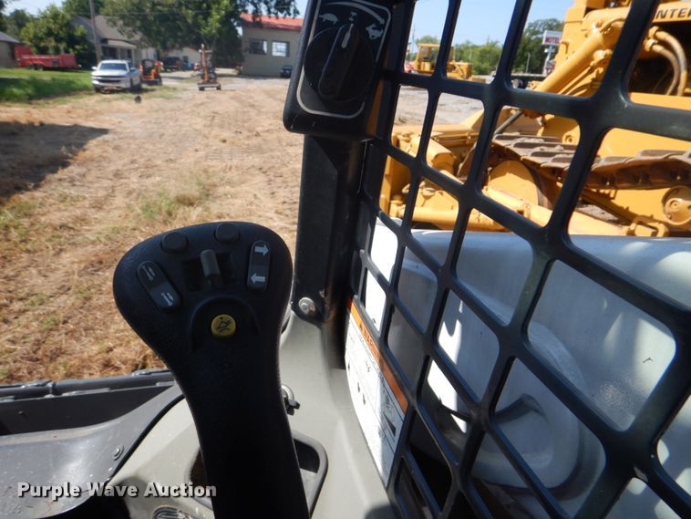 image for item DI2289 2014 Bobcat S590 skid steer