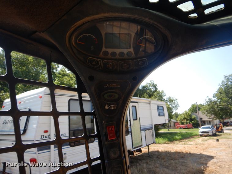 image for item DI2289 2014 Bobcat S590 skid steer