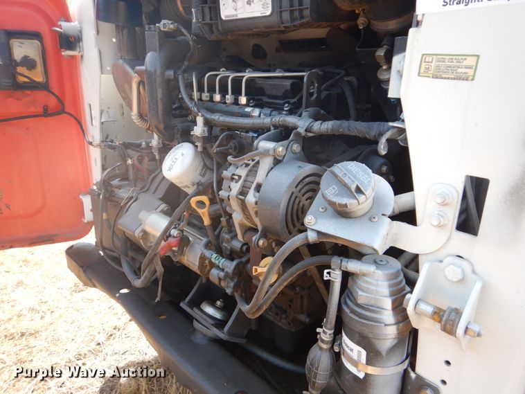 image for item DI2289 2014 Bobcat S590 skid steer