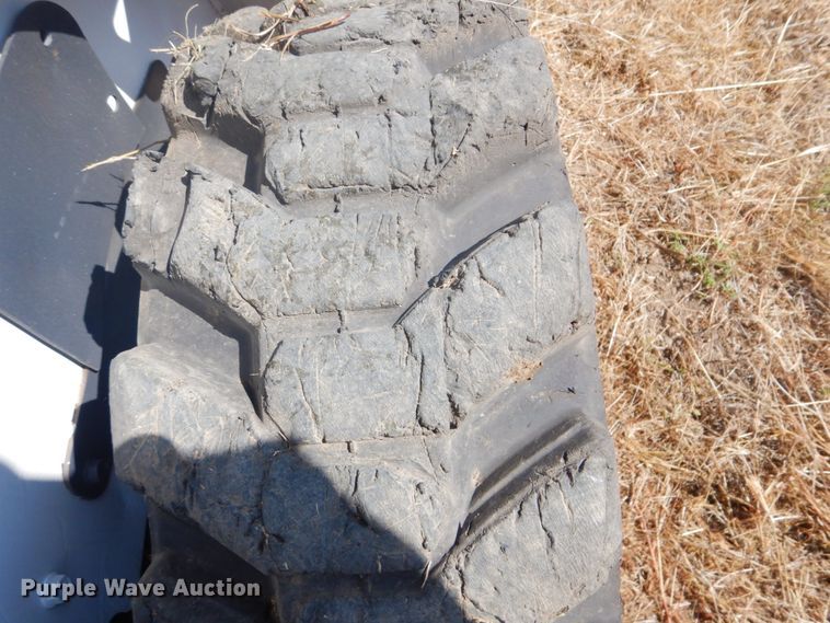 image for item DI2289 2014 Bobcat S590 skid steer