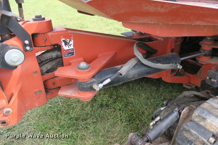 image for item EA9362 2006 Ditch Witch XT1600 tool carrier