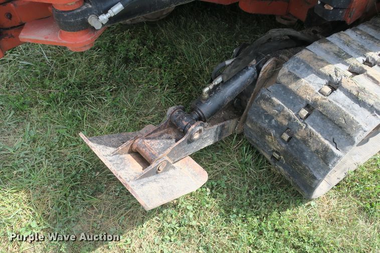 image for item EA9362 2006 Ditch Witch XT1600 tool carrier