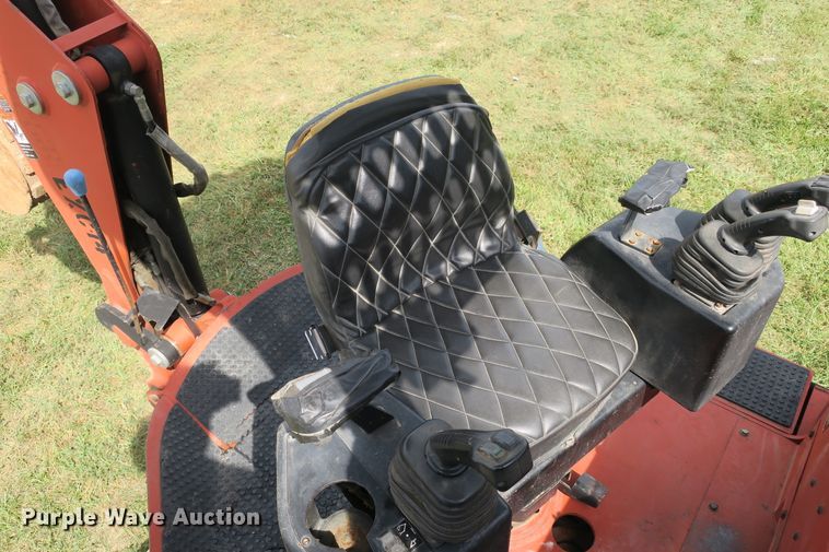 image for item EA9362 2006 Ditch Witch XT1600 tool carrier