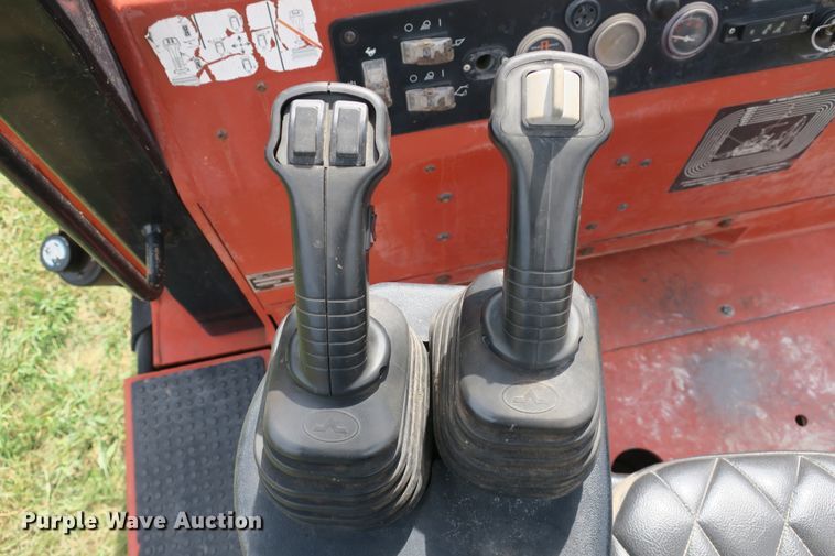 image for item EA9362 2006 Ditch Witch XT1600 tool carrier