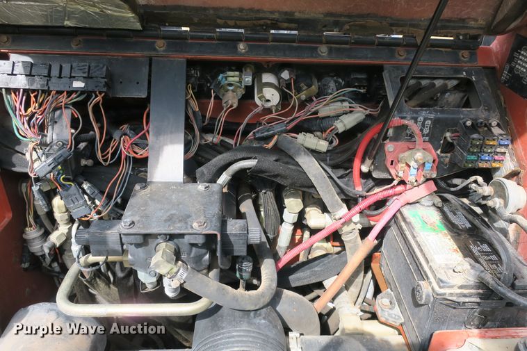 image for item EA9362 2006 Ditch Witch XT1600 tool carrier