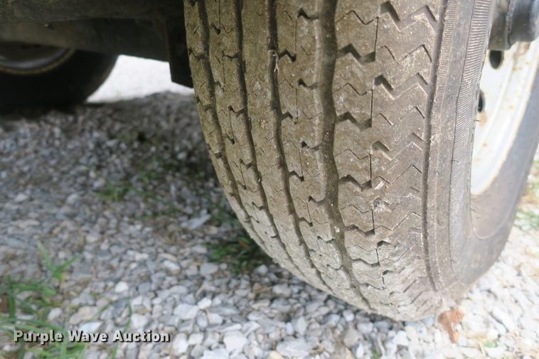 image for item EA9364 Vermeer BC1000 wood chipper