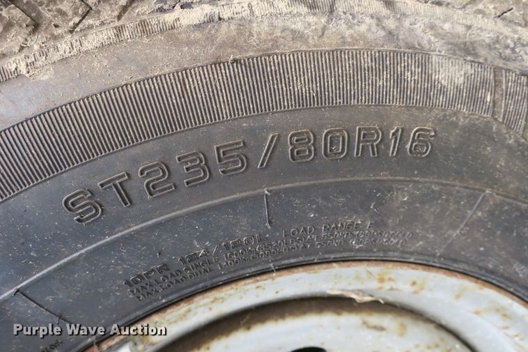 image for item EA9364 Vermeer BC1000 wood chipper