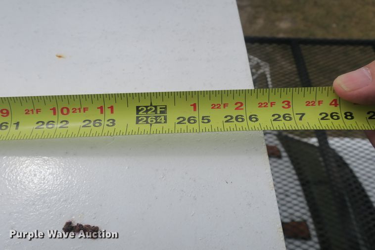 image for item EA9365 2001 GMC C7500 bucket truck