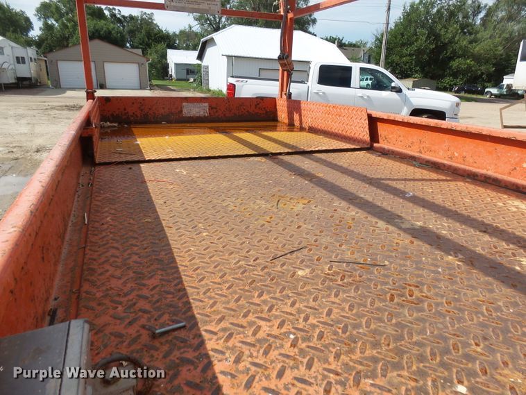 image for item EF9533 1999 Skyjack SJIII 4626 scissor lift