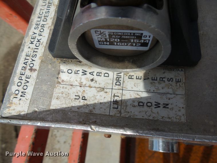 image for item EF9533 1999 Skyjack SJIII 4626 scissor lift