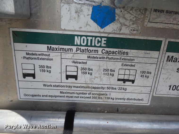 image for item EF9535 2004 Genie GR15 vertical lift