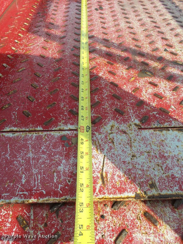 image for item EF9540 2008 Mec 3772RT scissor lift