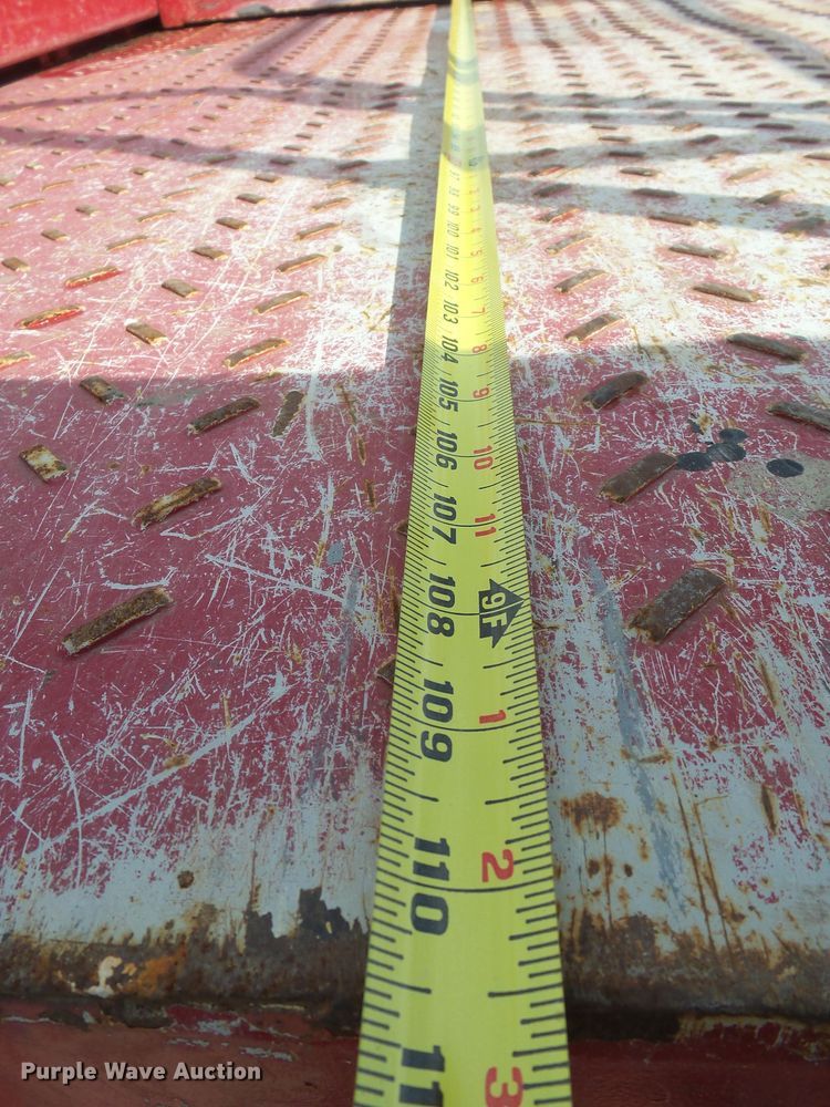 image for item EF9540 2008 Mec 3772RT scissor lift