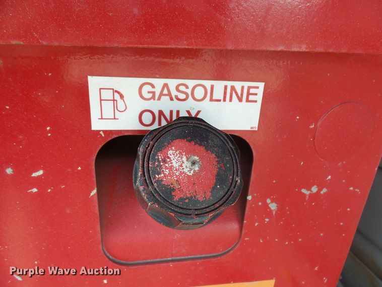 image for item EF9540 2008 Mec 3772RT scissor lift