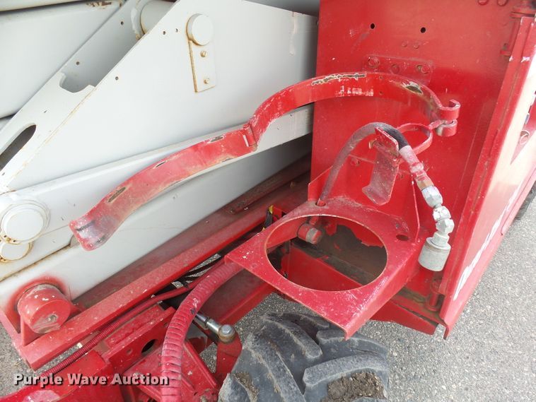 image for item EF9540 2008 Mec 3772RT scissor lift