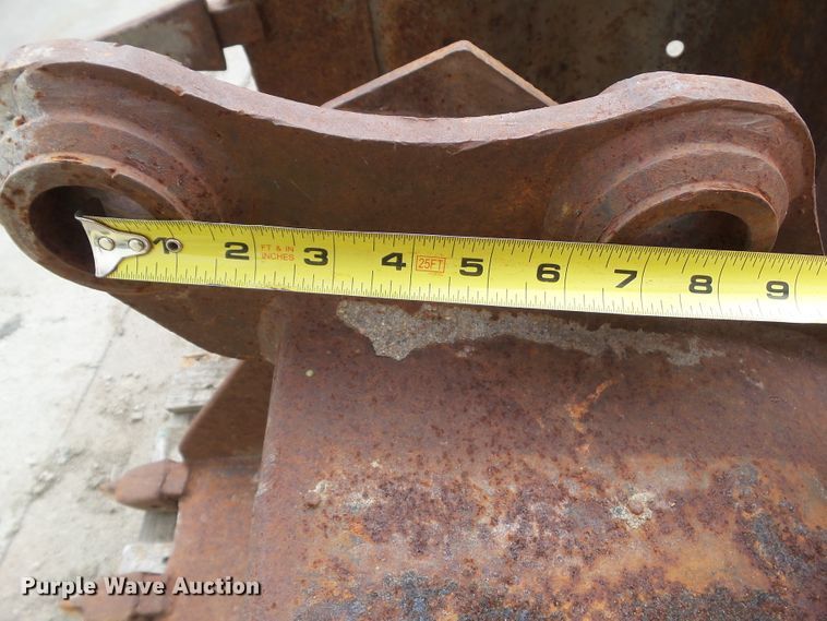 image for item EM9798 (2) backhoe buckets