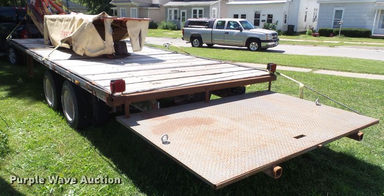 image for item EM9818 1986 shop built equipment trailer