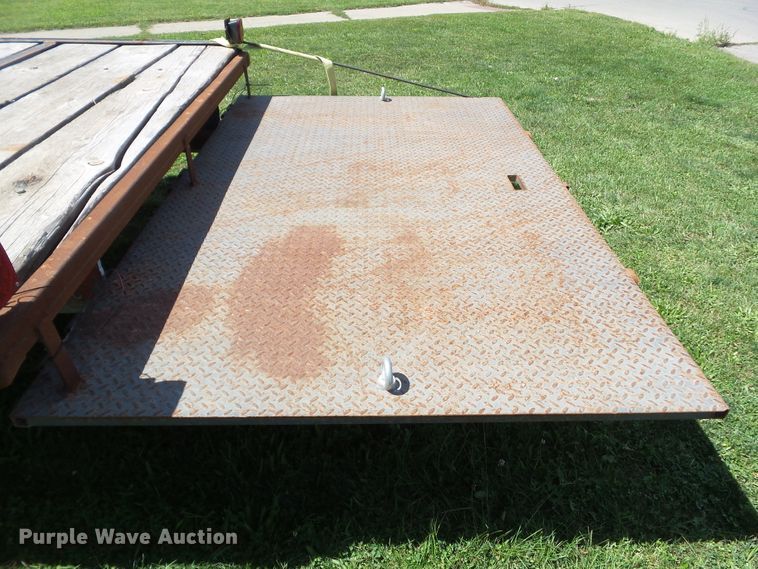 image for item EM9818 1986 shop built equipment trailer