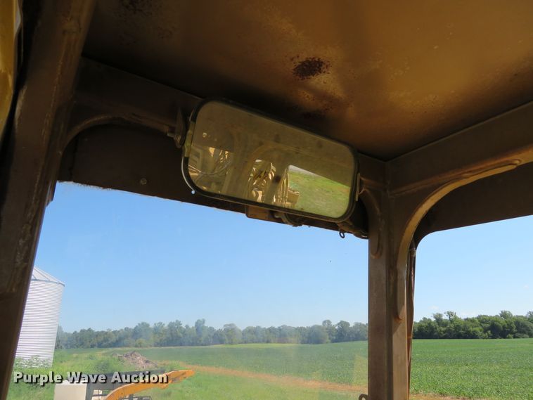 image for item EV9691 1995 Caterpillar 615C Series II elevating scraper