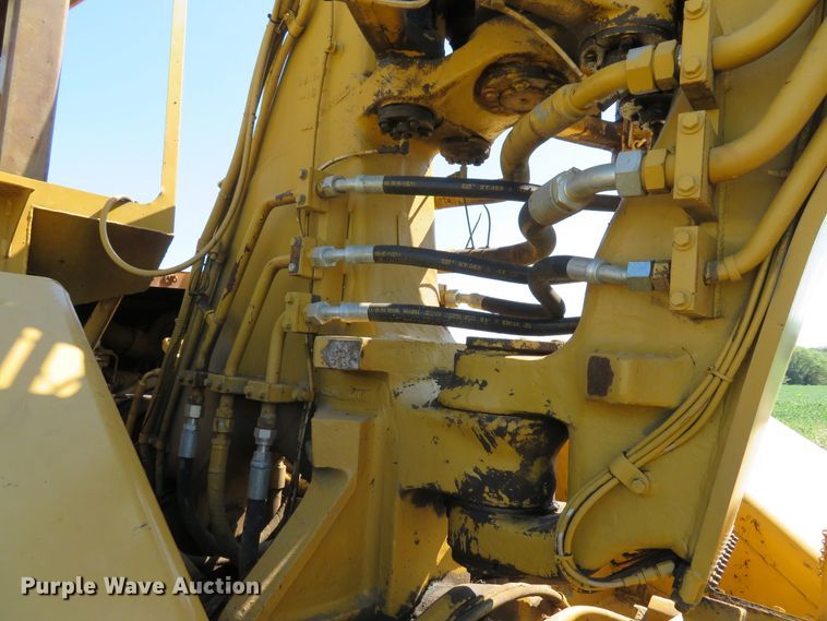 image for item EV9691 1995 Caterpillar 615C Series II elevating scraper