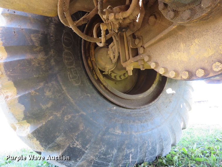 image for item EV9691 1995 Caterpillar 615C Series II elevating scraper