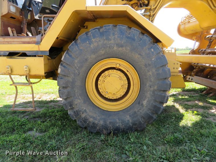 image for item EV9691 1995 Caterpillar 615C Series II elevating scraper