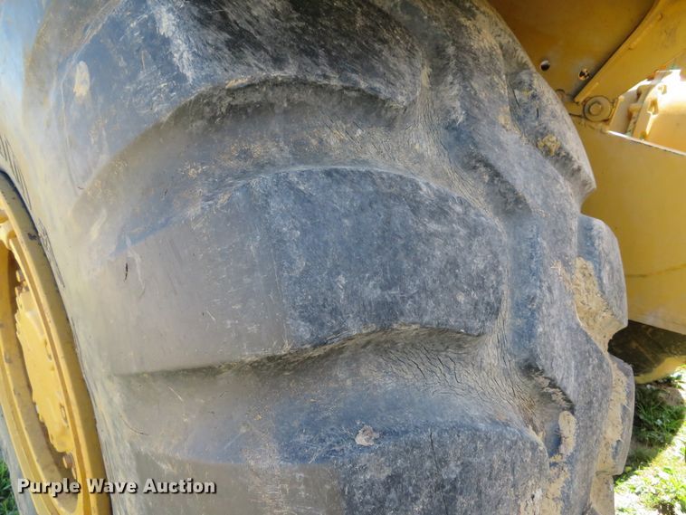 image for item EV9691 1995 Caterpillar 615C Series II elevating scraper