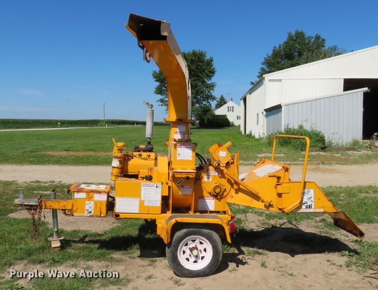 image for item EV9692 1996 Brush Bandit 65 wood chipper