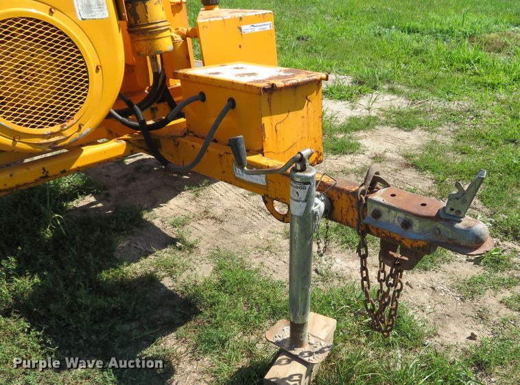 image for item EV9692 1996 Brush Bandit 65 wood chipper