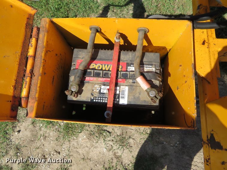 image for item EV9692 1996 Brush Bandit 65 wood chipper