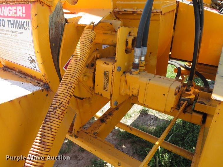 image for item EV9692 1996 Brush Bandit 65 wood chipper