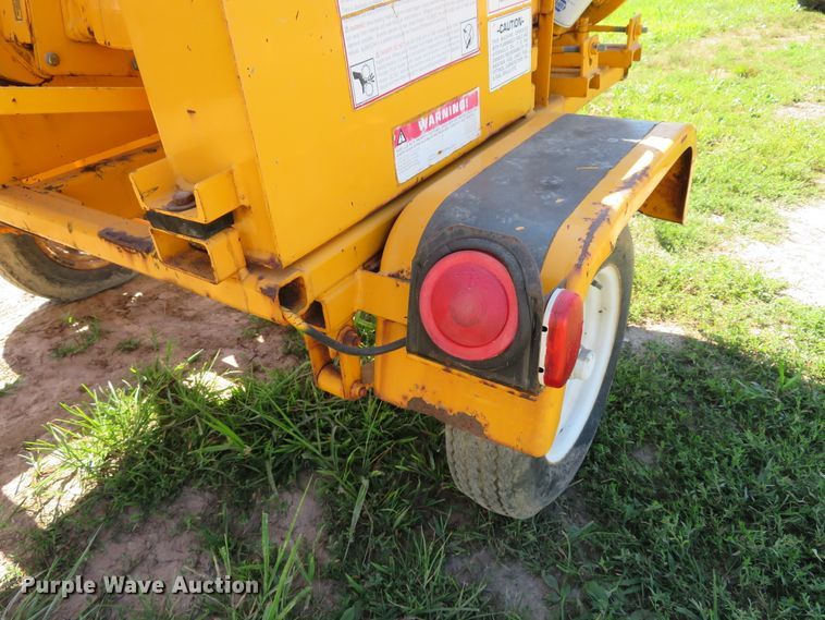 image for item EV9692 1996 Brush Bandit 65 wood chipper