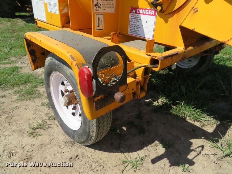 image for item EV9692 1996 Brush Bandit 65 wood chipper