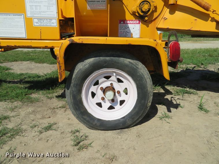 image for item EV9692 1996 Brush Bandit 65 wood chipper