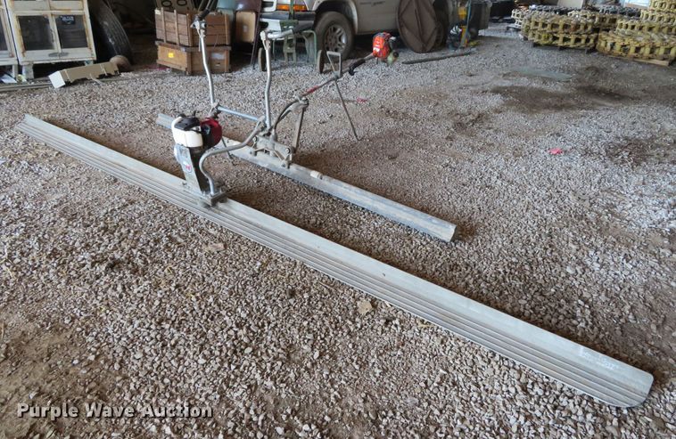 image for item EV9695 (2) Concrete screeds