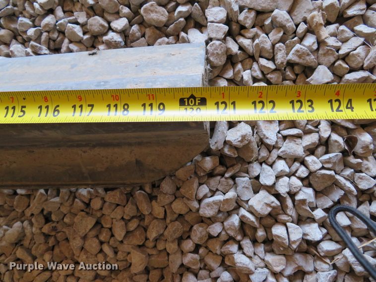 image for item EV9695 (2) Concrete screeds