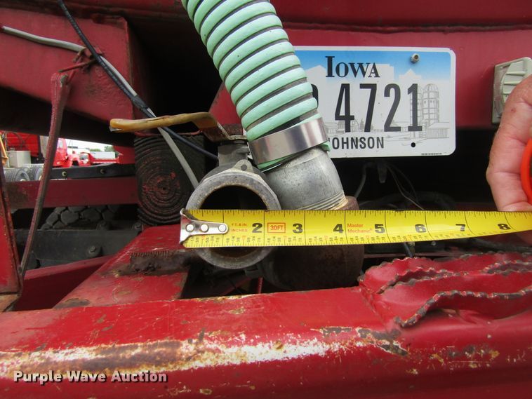 image for item FD9278 1989 Freightliner FLC112 tank truck