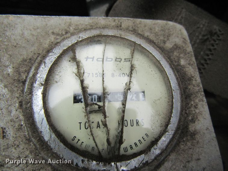 image for item FD9278 1989 Freightliner FLC112 tank truck