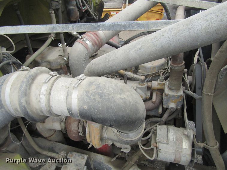 image for item FD9278 1989 Freightliner FLC112 tank truck