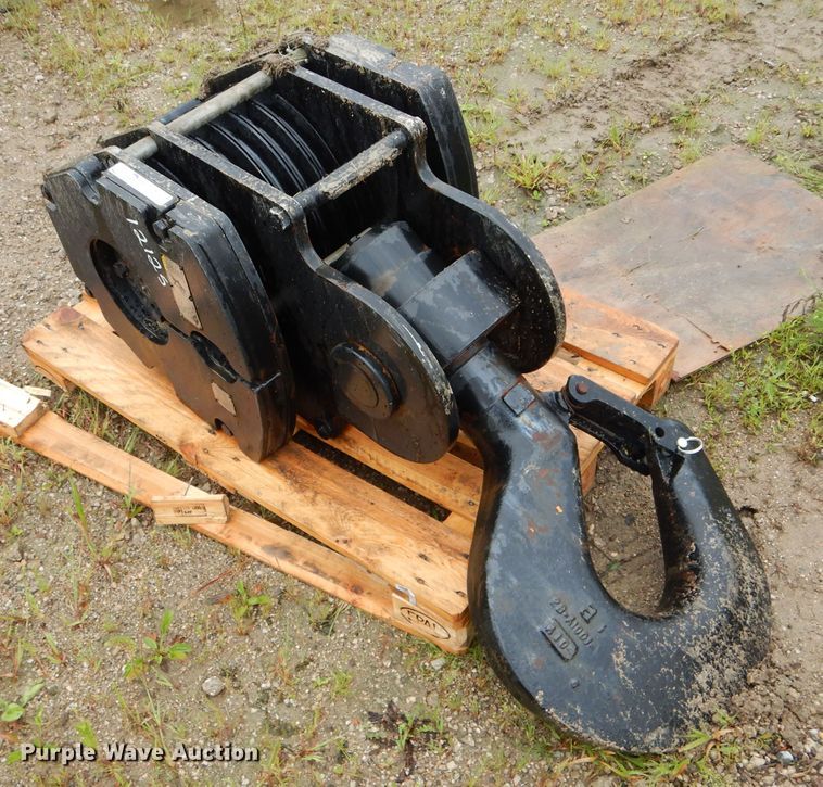 image for item FI9617 Terex QRJ100SV18RTB crane block