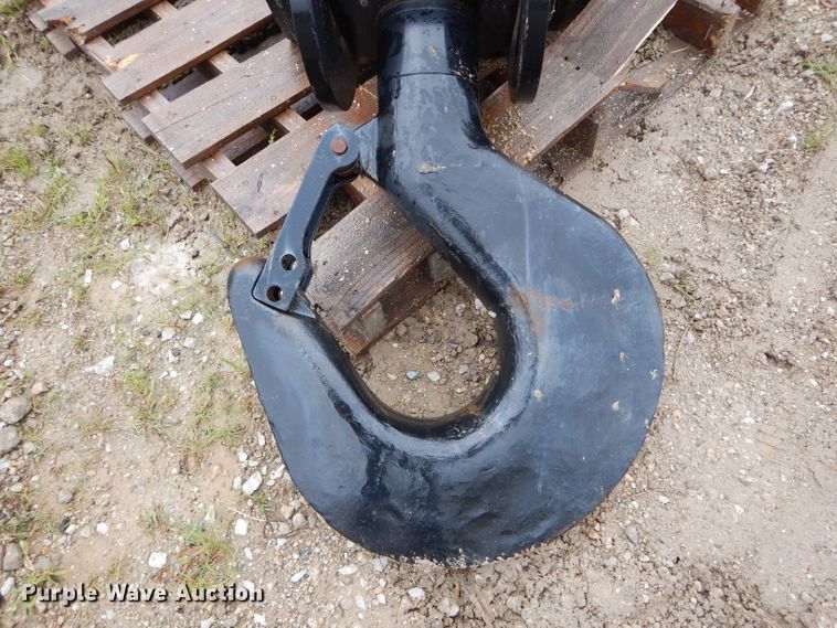 image for item FI9618 Terex QRJ100SV18RTB crane block