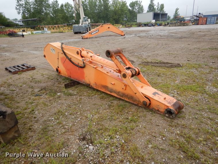 image for item FI9620 2006 Doosan DX300LC excavator boom