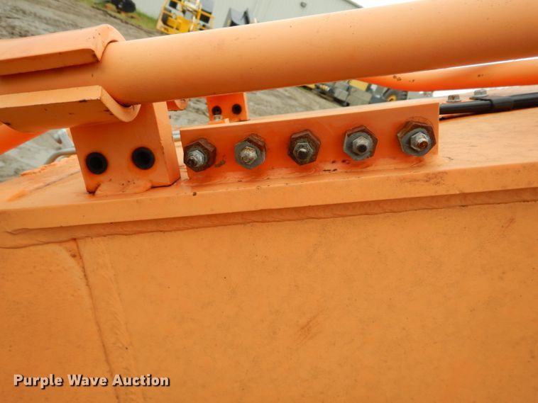 image for item FI9620 2006 Doosan DX300LC excavator boom