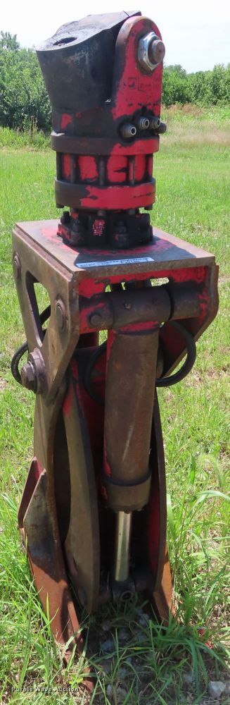 image for item FJ9180 14"W log grapple