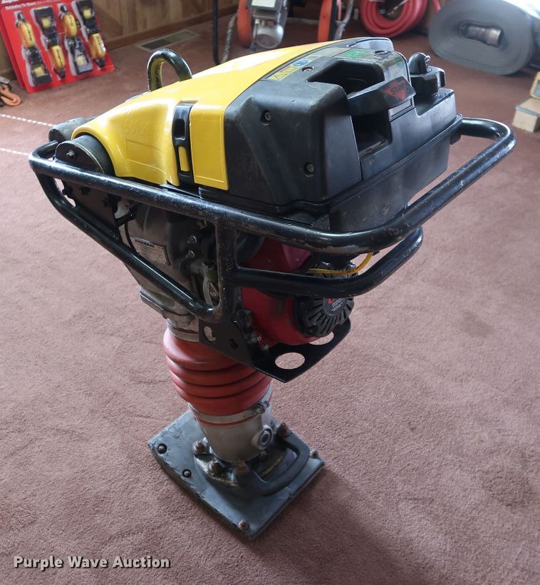 image for item FQ9225 2008 Dynapac LT6000 plate compactor